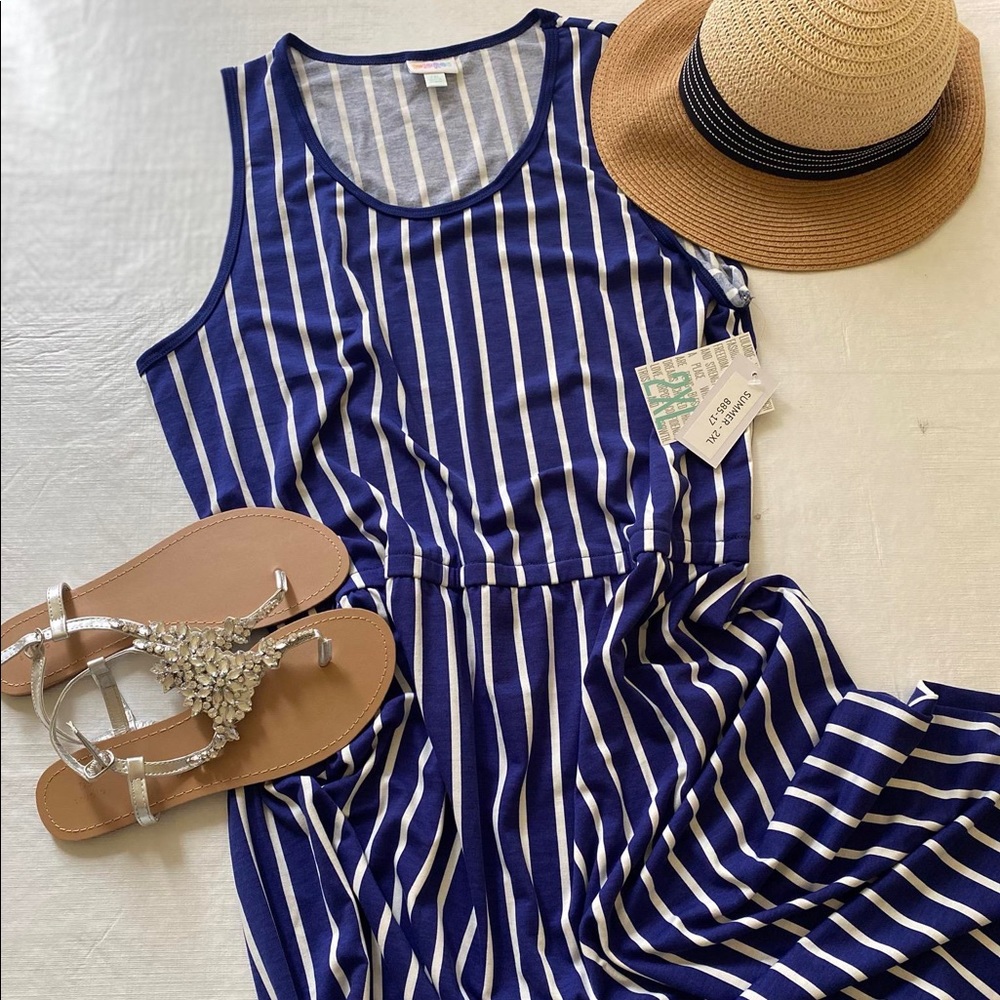 LuLaRoe Summer Dress Size 2XL Navy/White stripes